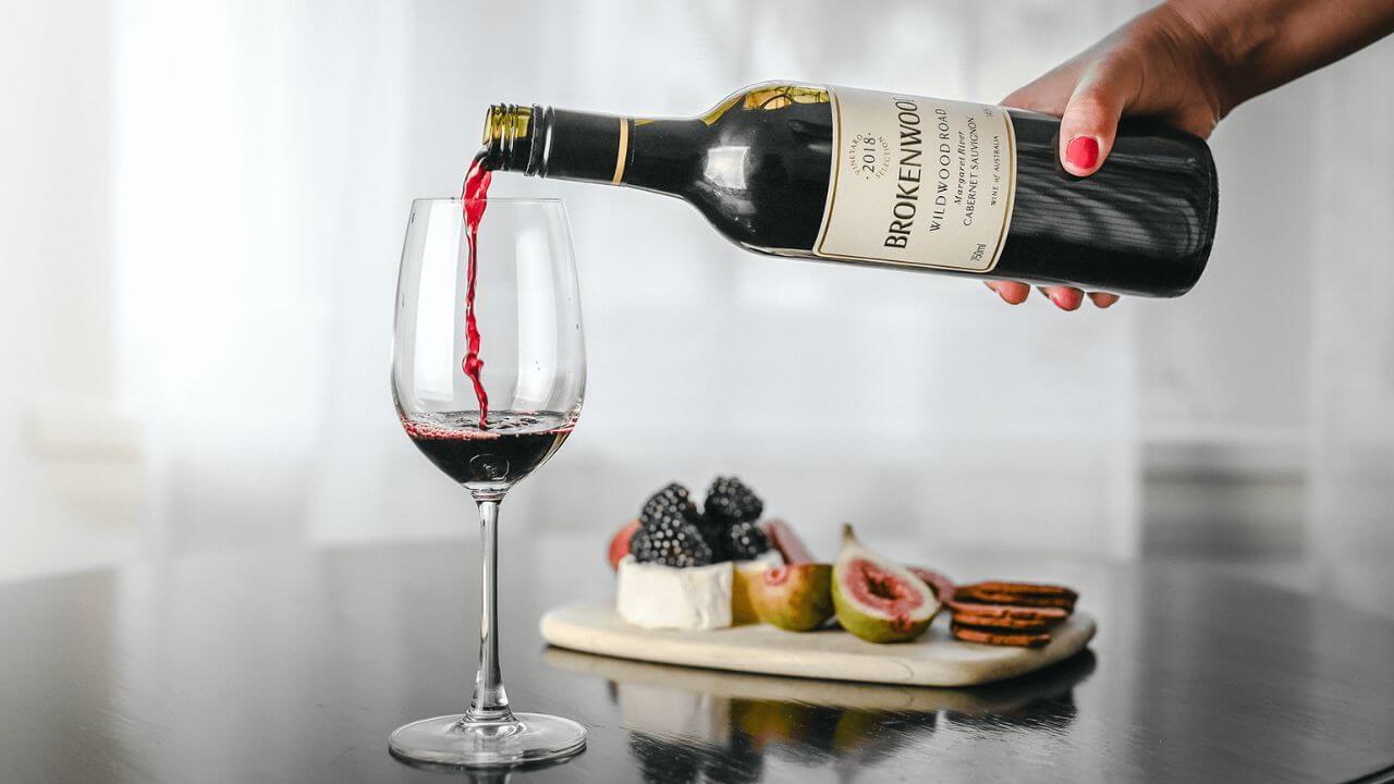 Brokenwood Wines - Blog - Is Red Wine Good For You? Top 5 Benefits of Red  Wine