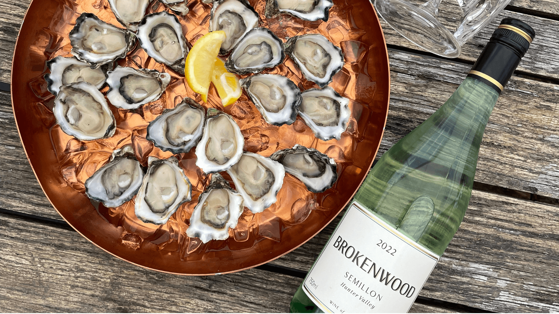 oyster-platter-with-brokenwood-semillon