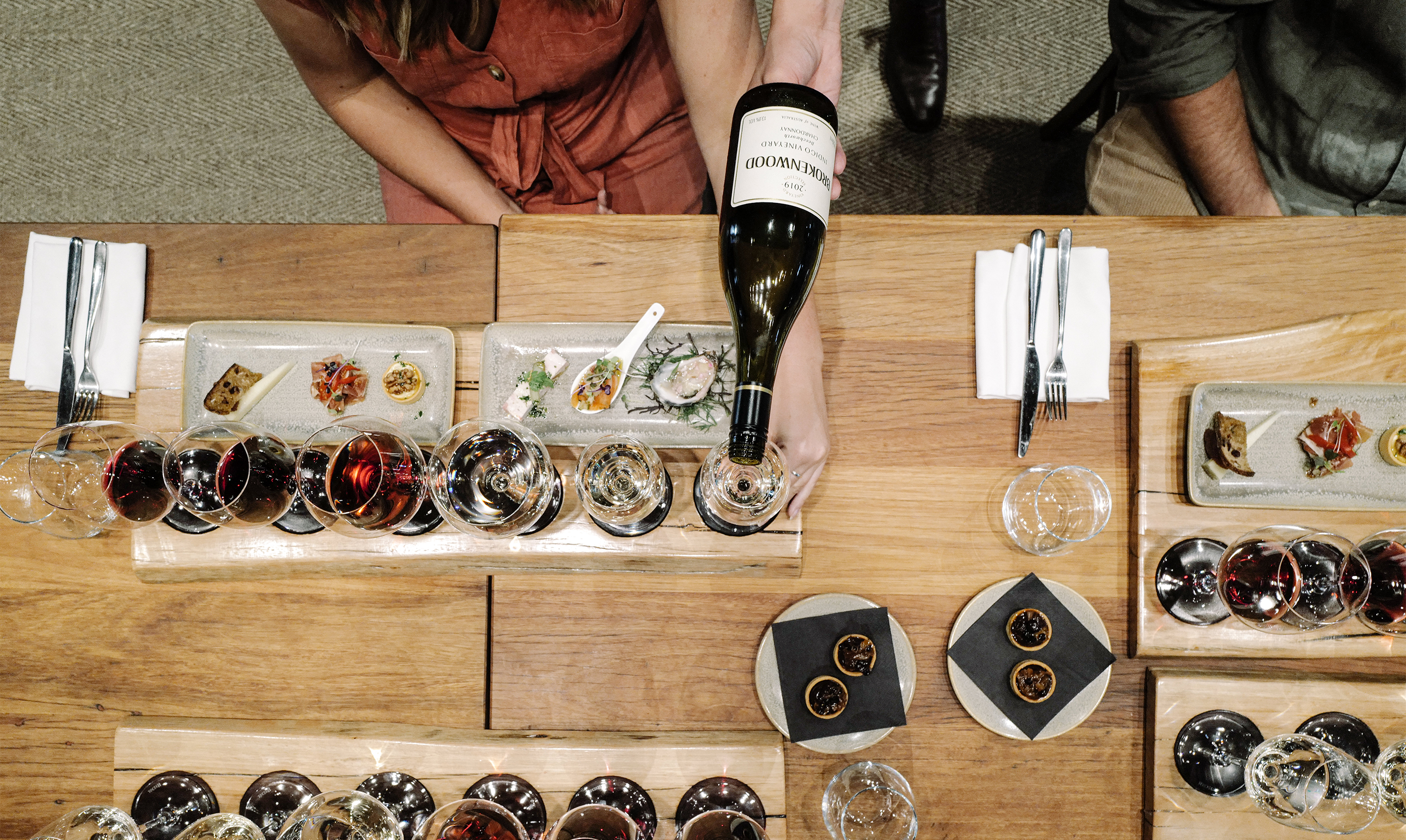 icons of the hunter wine tasting experience