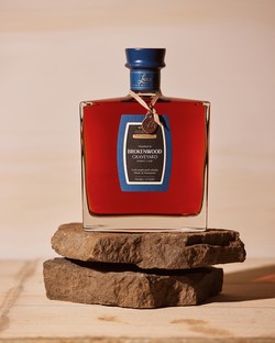 Lark Single Malt Whisky x Brokenwood
